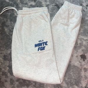 Gray White Fox Sweatpants Size Small
